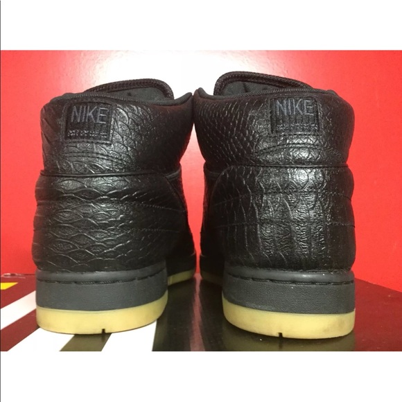 Nike Python Black - Picture 3 of 5